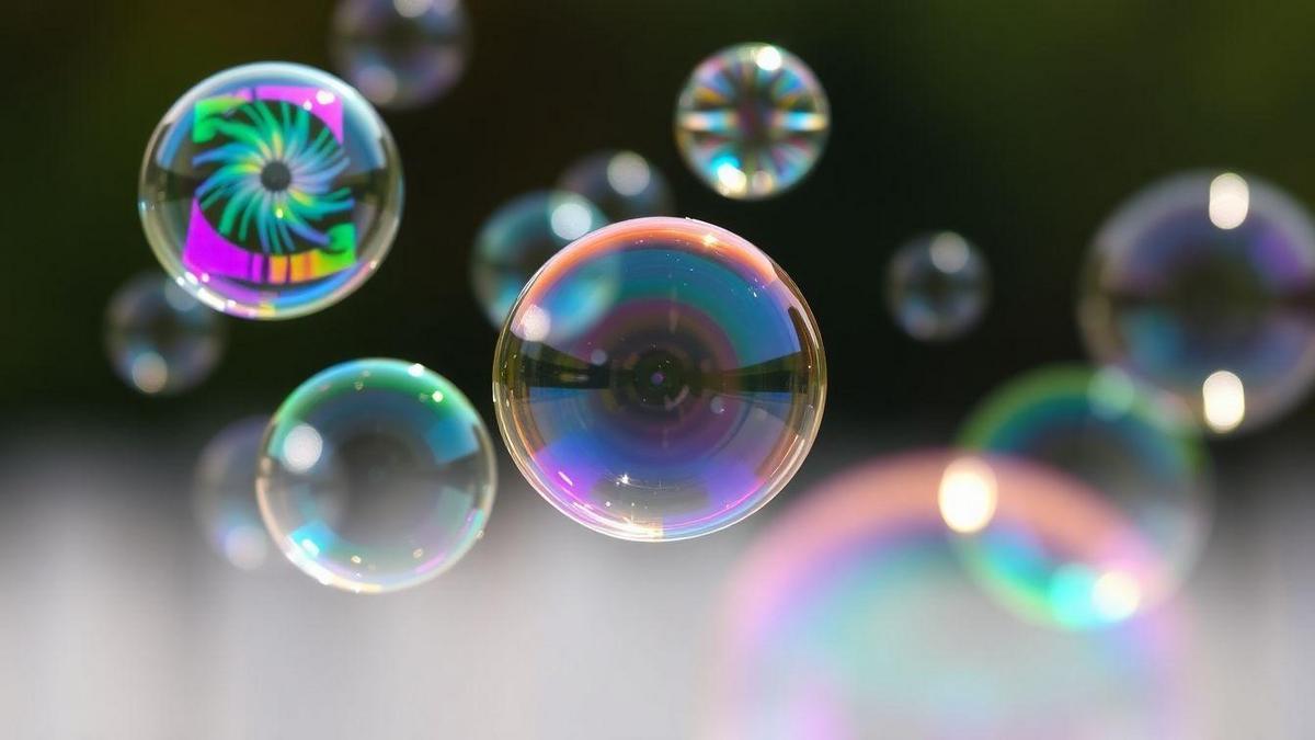 mathematics-behind-soap-bubbles-and-iridescent-colors