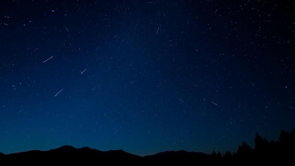 Como funcionam os meteoros e as chuvas de meteoros?