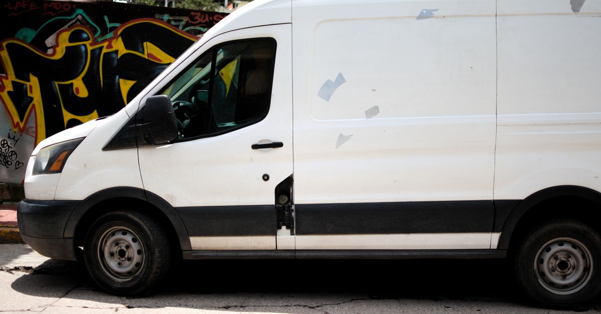 Chocar el auto de tu empresa: qué póliza paga y qué te descuentan